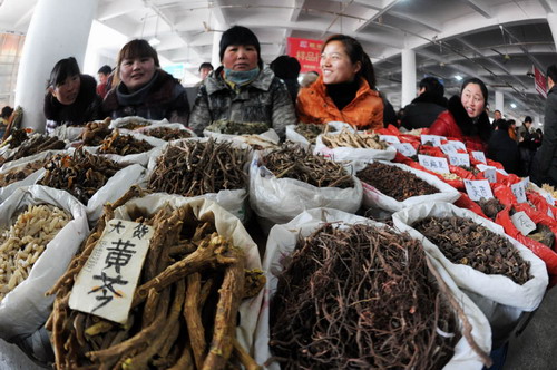 药都问医_今日中国