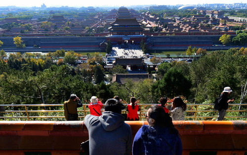 中国旅游业走向规范_今日中国