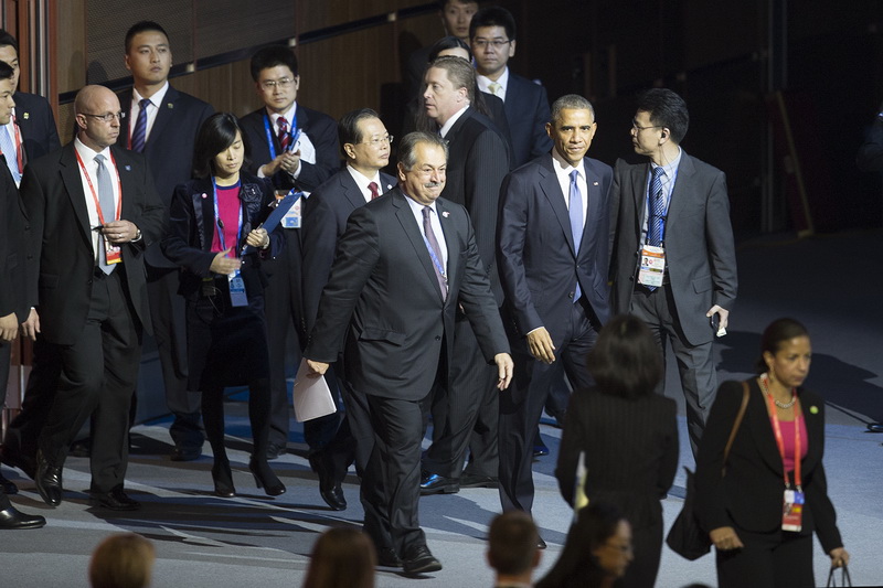 美国总统奥巴马发表演讲_今日中国