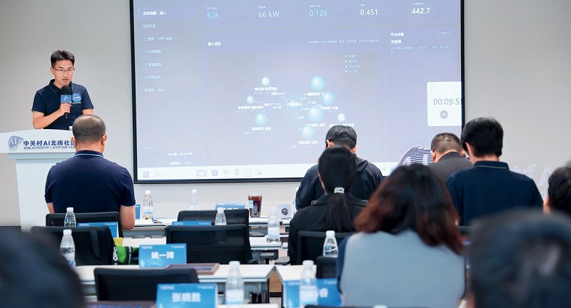 张晓胜在工作坊发言.jpg
