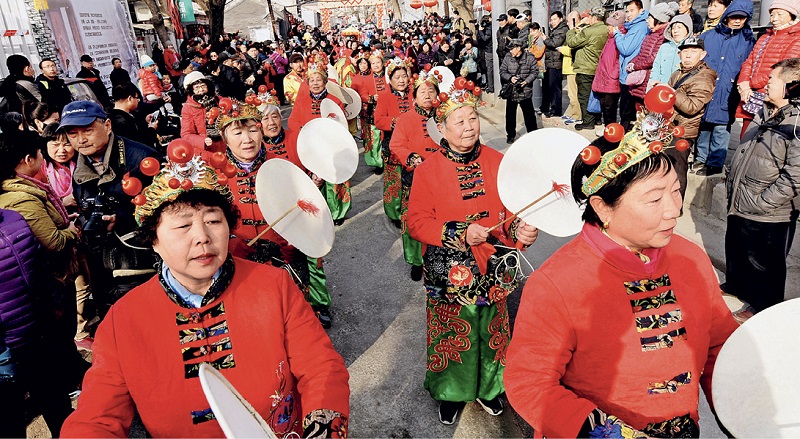 Jingxi Taiping Drum: Živý miestnyJingxi Taiping Drum: Živý miestny  