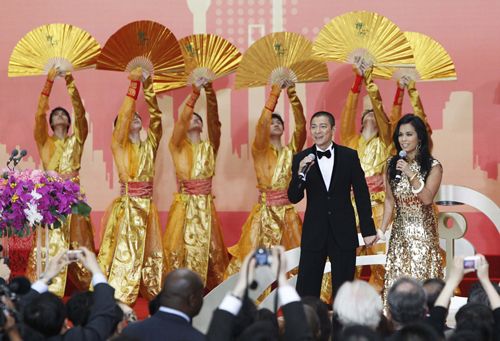 L'Exposition universelle de Shanghai a ouvert officiellement ses portes au public samedi matin.