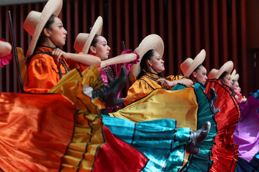 México-celebra-doscientos-años-independencia-música-arte 2