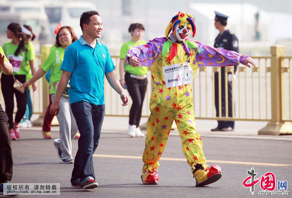 Plus de 20 000 participants au festival de la course de fond de Beijing