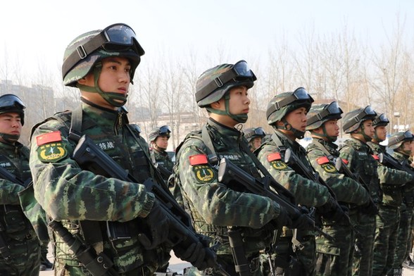 Beijing : exercices anti-terroristes avant les deux sessions
