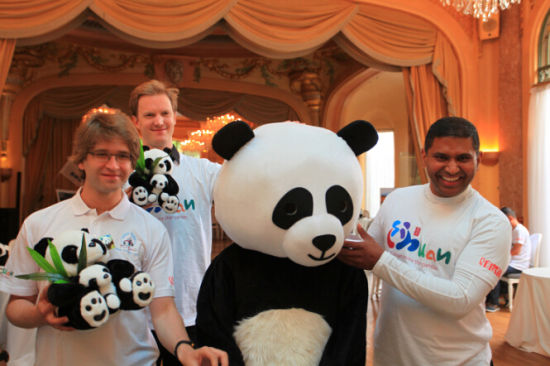 Paris : 12 citoyens européens partent à la rencontre des pandas du Sichuan