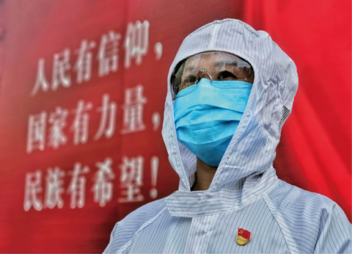 湖北宜昌,一名抗击新冠肺炎疫情志愿者