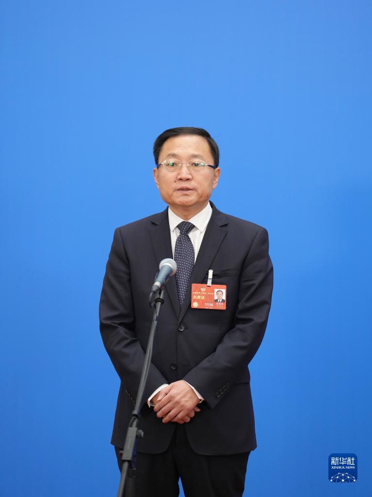 http://www.news.cn/politics/2023lh/2023-03/04/1129412522_16779119825061n.jpg
