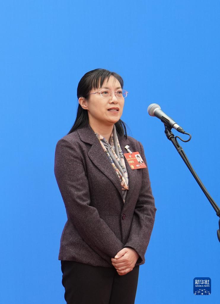http://www.news.cn/politics/2023lh/2023-03/04/1129412522_16779139576321n.jpg